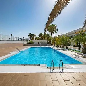 https://apartamentos-vistas-dunasol.in-canary-islands.com